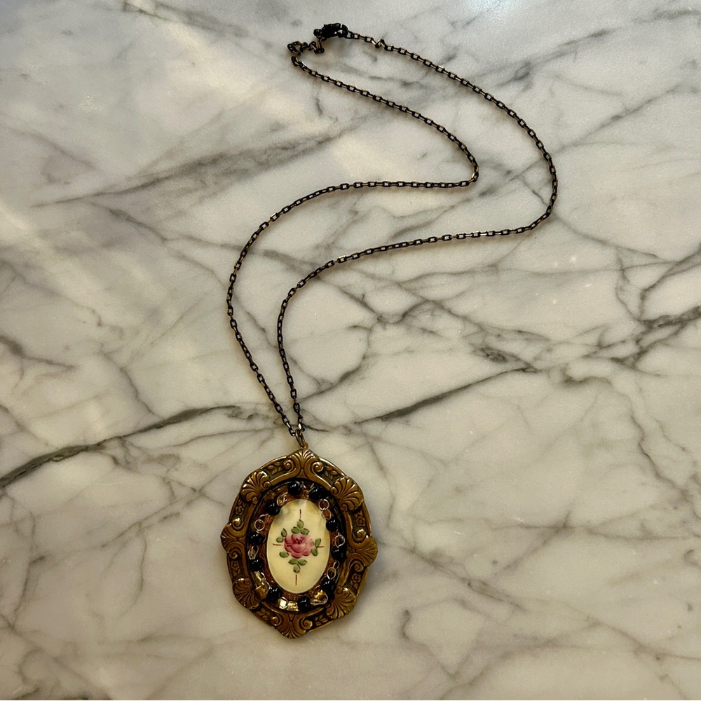 Vintage Brass Filigree Necklace Cabbage Rose - Picture 4 of 6